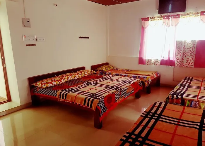Honey Bee Resort - Near Yercaud Lake